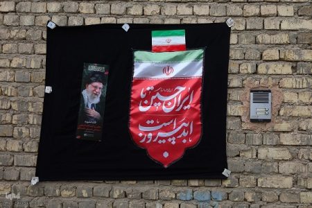 بشنوید| اتحاد مردم، دشمن را انگشت به دهان کرده است