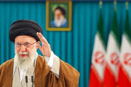 ۷ محور قرآنی در سیرۀ عملی شهید امام خامنه‌ای