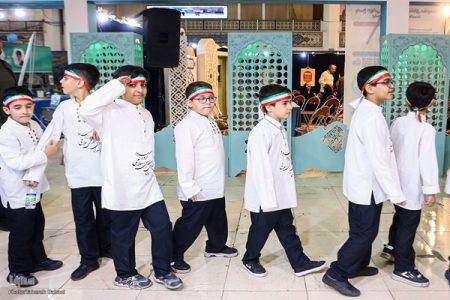 نحوه برخورد با کودکان هنگام انتشار اخبار جنگ