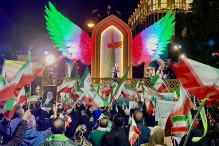 روایتی از حضور جوانان در میدان نبوت؛ پای کار ایران می‌مانیم