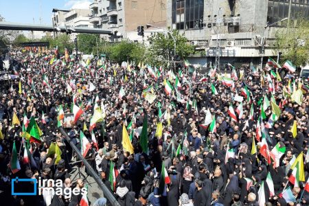 هم‌صدایی ایران برای سرودن رنج‌نامه‌ای در فراق رهبر شهید انقلاب
