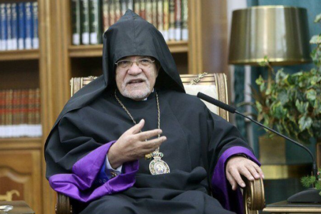 اسقف ارامنه: آیت‌الله خامنه‌ای یک میهن دوست واقعی بود