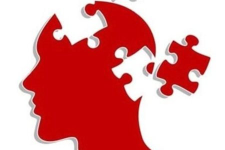ریشه‌های درونیِ قضاوت؛ چرا پیش از آنکه ببینیم، قضاوت می‌کنیم؟