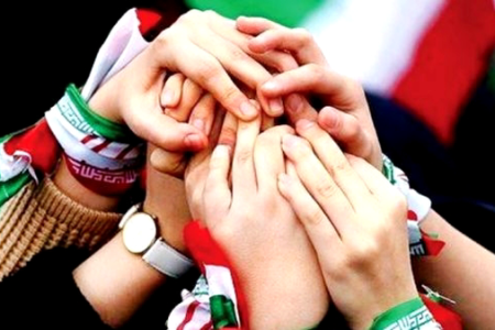 مرهم زخم آسیب‌دیدگان جنگ باشیم
