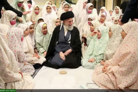 حجاب؛ ثمره تکریم و محبت در خانواده