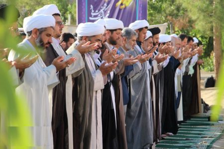 حکم اعاده نماز به صورت جماعت چیست؟