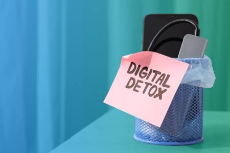 بهبود کیفیت زندگی‌ با «سم‌زدایی دیجیتال»