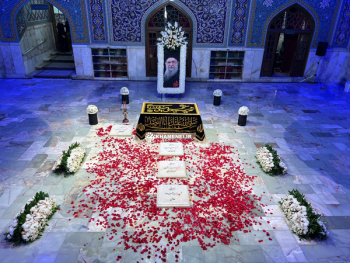 سیدعلی خامنهای بالاخره به پناهگاه رفت