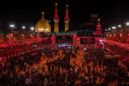 زیارت اربعین امسال با خاطره تشییع قائد عظیم‌الشّأن شهید درآمیخته است/ حماسه وداع در جاده طریق‌الحسین؛ پیوند شور تشییع با شعور مشایه