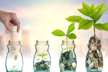 توبیخ الهی نسبت به ترک انفاق؛ خداوند از بخل بندگان گلایه می‌کند
