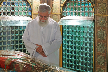 چهار توصیه برای شادی روح مطهر رهبر شهید از ما