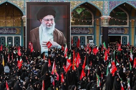 ۳۷ سال رهبری و مدیریت ایران چه دستاورد بارزی داشته است؟