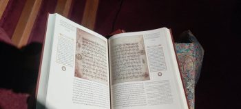 رونمایی از «قرآن زعفرانی»؛ کهنترین نسخه کامل و مورخ با ترجمه فارسی