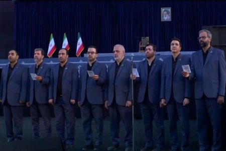 ببینید | تقدیم اثر جدید گروه هم‌خوانی «محمد رسول‌الله(ص)» به رهبر شهید