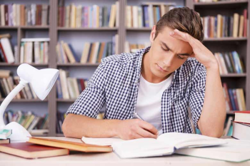 کتاب‌درمانی؛ وقتی چند صفحه مطالعه به آرامش ذهن کمک می‌کند