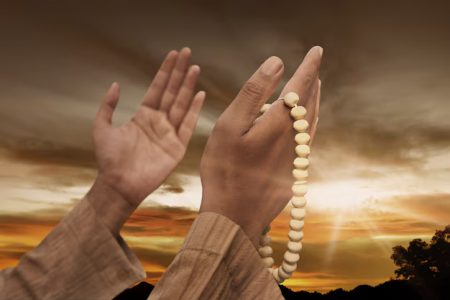 راز اثرگذاری ذکر از نگاه روایات؛ از طهارت تا حضور قلب