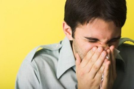 عطسه؛ نشانه صبر یا خرافه؟ اسلام درباره «تک عطسه» چه میگوید؟