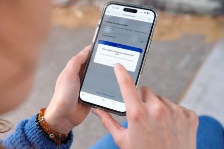 نسل Z با هوش مصنوعی مانند یک دوست رفتار می‌کند