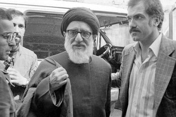 راز محبوبیت آیت‌الله طالقانی؛ چرا «روحانیِ متفاوت» تاریخ معاصر ایران ماندگار شد؟