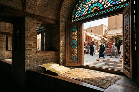 فراتر از مناسک فردی؛ چرا دینداری در نگاه امام عسکری علیه السلام از دل کوچه و بازار می‌گذرد؟
