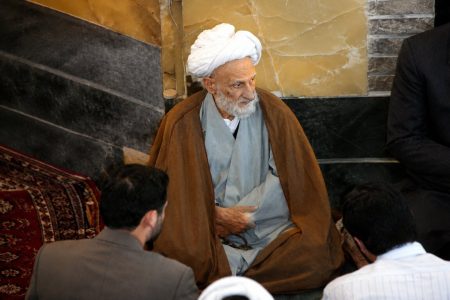 ذکری که آیت‌الله بهجت آن را راهی آسان برای افزایش محبت خدا می‌دانست