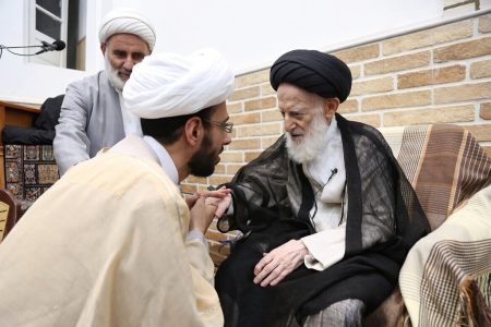 ذکری که آیت‌الله شبیری زنجانی(ره) بعد از نماز ترک نمی‌کردند؛ نسخه‌ای برای گشایش در مشکلات