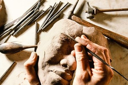 محاکمه دیگران، معافیت خود؛ چرا در قضاوت اخلاقی معیارهای دوگانه داریم؟