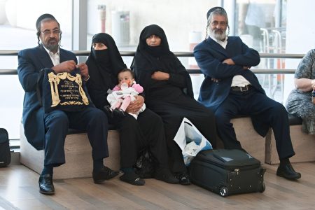 ازدواج با غیرهم‌کیشان در آیین یهود؛ احکام توراتی چه می‌گویند و قوانین اسرائیل چه تفاوتی دارند؟